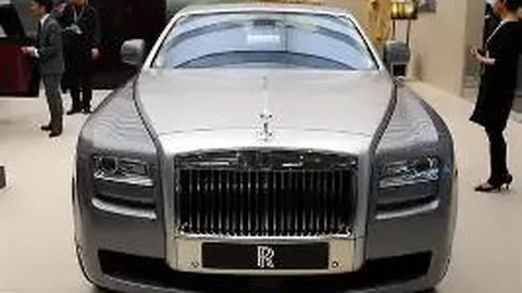 《揭秘利物浦低谷之谜：赛季惨淡，斯洛特陷入困惑寻因记》